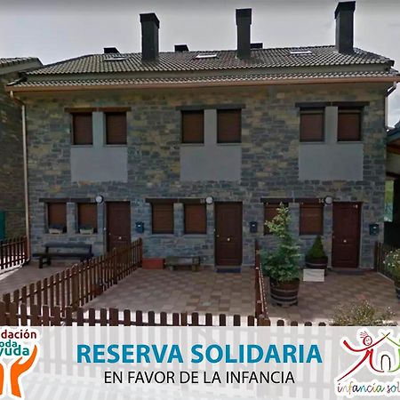 Apartamentos Castiello De Jaca 3000 Exterior photo